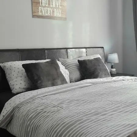 Elegant Bright Private Next To River Tejo Apartment *