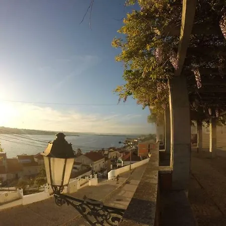 Apartment Elegant Bright Private Next To River Tejo