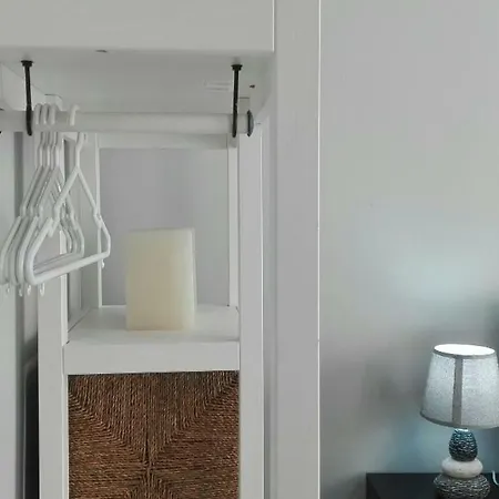 Elegant Bright Private Next To River Tejo Apartment